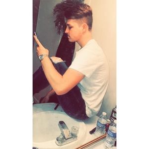 Meet your Posher, Tony